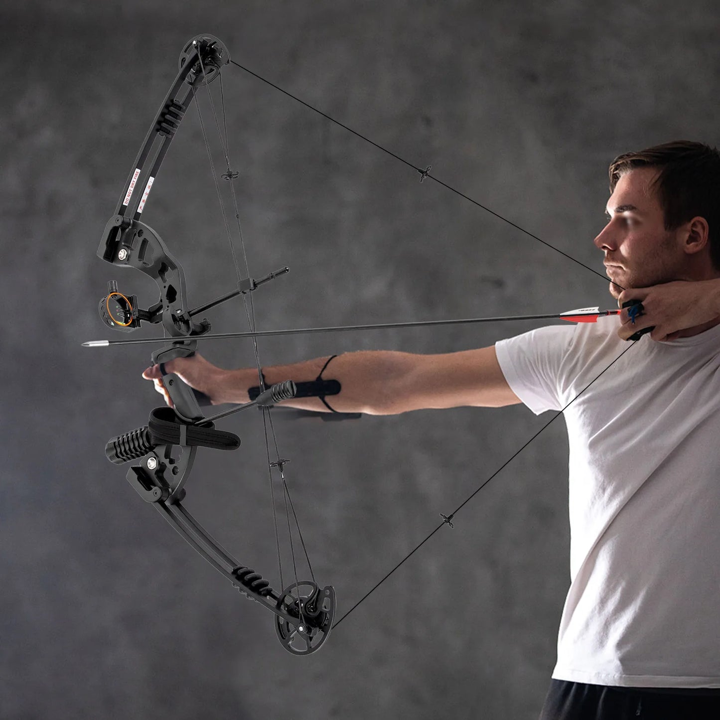Right Handed Compound Bow Kit 12 Arrows 30 60Lbs Adjustable